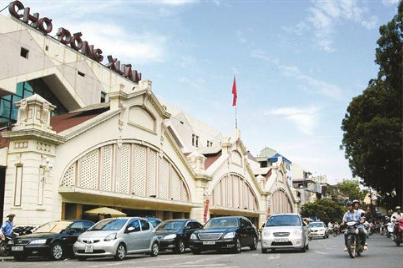 Mercato di Dong Xuan