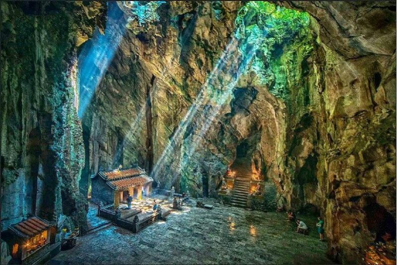 grotta di huyen khong - montagna di ngu hanh son (fonte ivivu.com)
