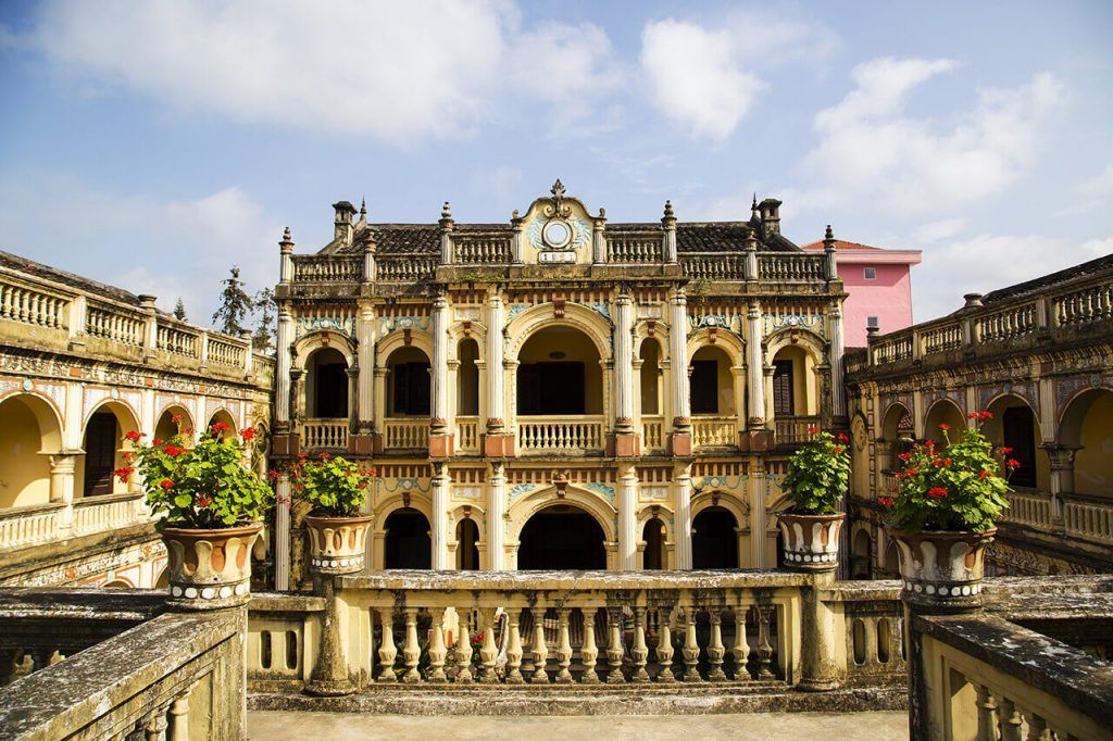 Visitare il Vietnam: Palazzo Hoang A Tuong (Fonte: vinpearl.com)